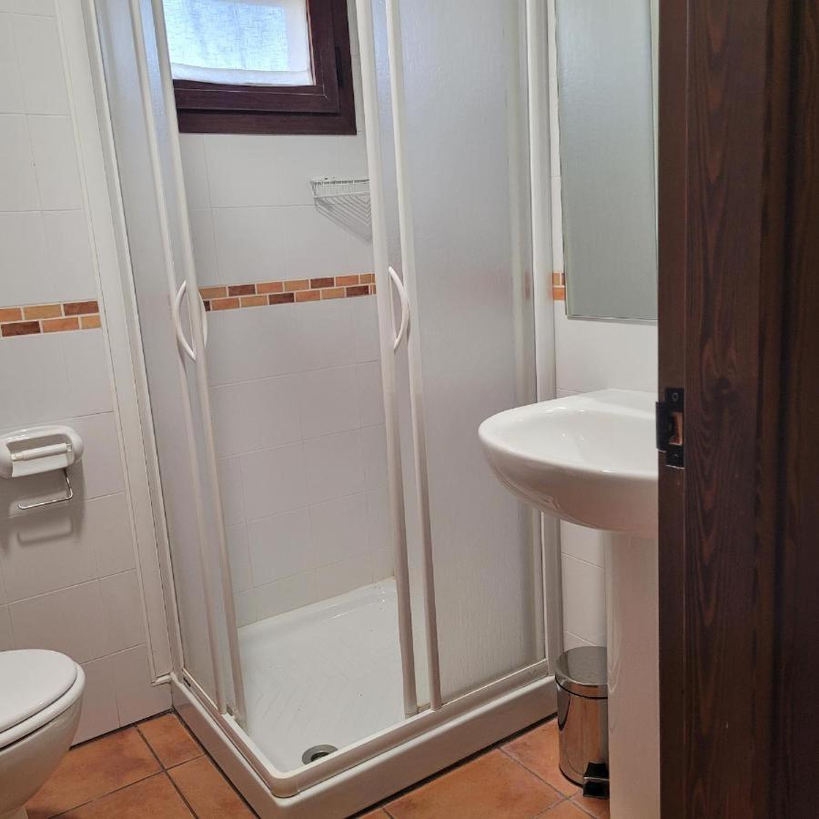 Peralejos Hostal La Vega מראה חיצוני תמונה
