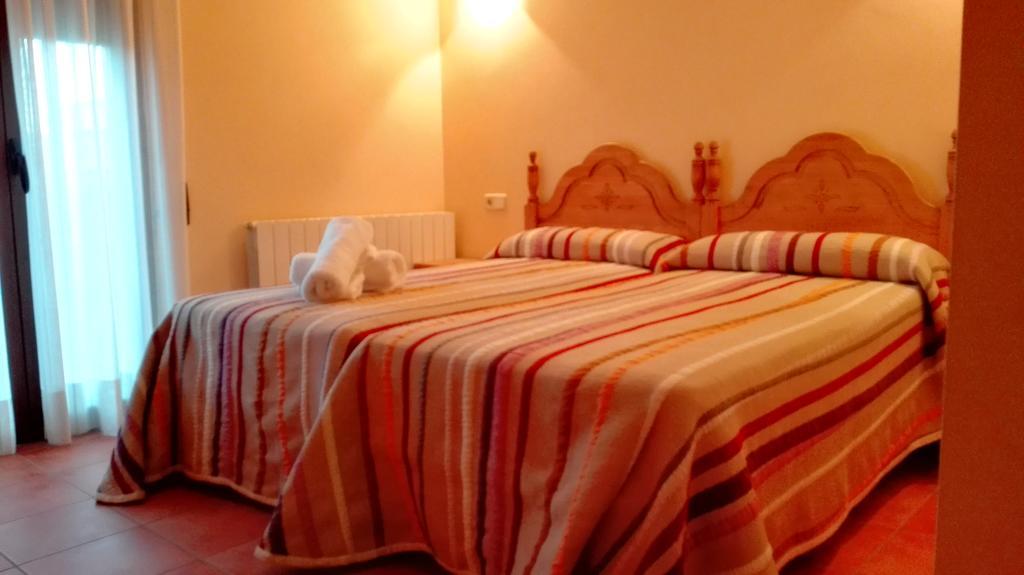 Peralejos Hostal La Vega מראה חיצוני תמונה