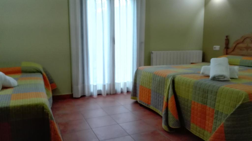 Peralejos Hostal La Vega מראה חיצוני תמונה