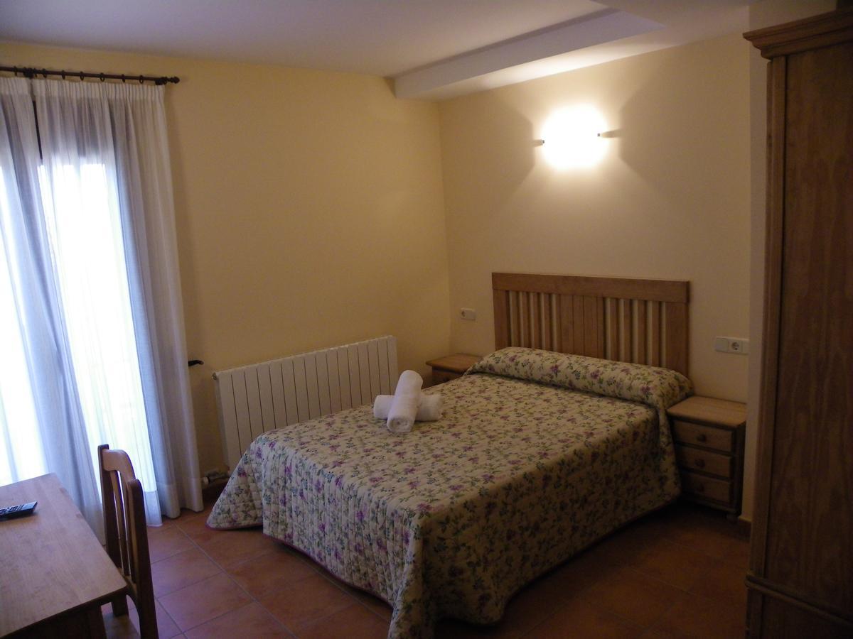 Peralejos Hostal La Vega מראה חיצוני תמונה