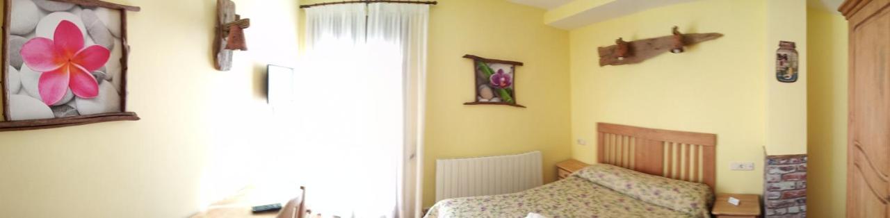 Peralejos Hostal La Vega מראה חיצוני תמונה